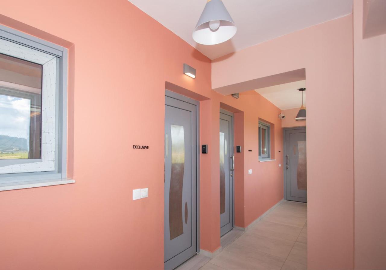 Gold Olive Suites Alykanas  Ngoại thất bức ảnh