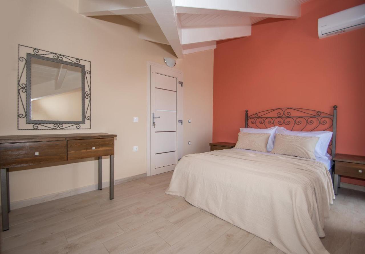 Gold Olive Suites Alykanas  Ngoại thất bức ảnh
